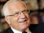 Prezident Václav Klaus komentoval duel kandidátů