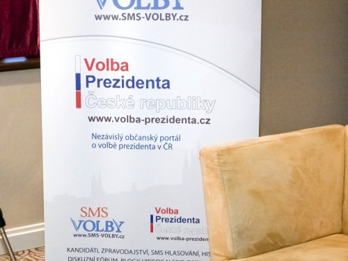 Videorozhovory s kandidáty na politicko-společenská témata