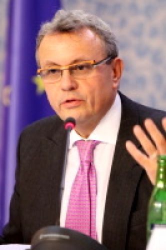 Vladimír Dlouhý